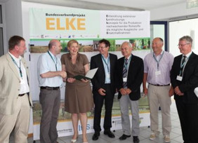 Übergabe Zuwendungsbescheid zum Projekt ELKE III
